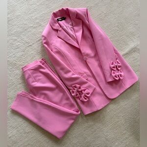 Detailed NOVALUXE Pink Blazer and Pants Set